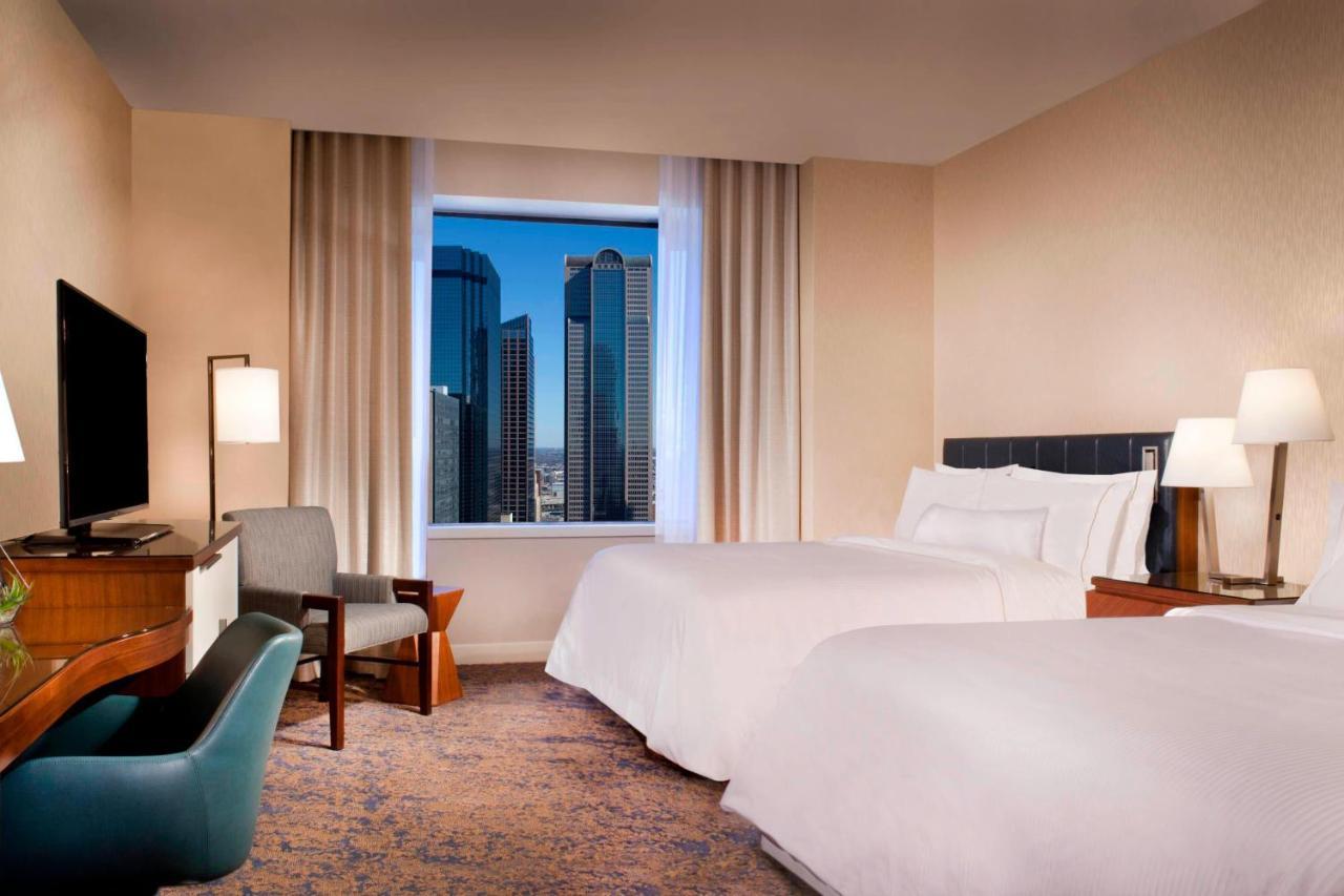 The Westin Dallas Downtown Екстер'єр фото