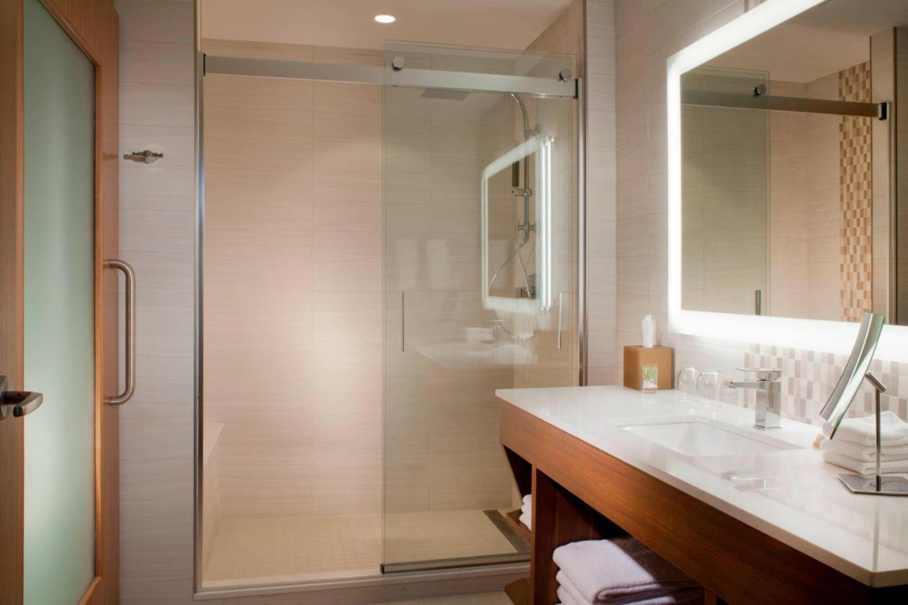 The Westin Dallas Downtown Екстер'єр фото