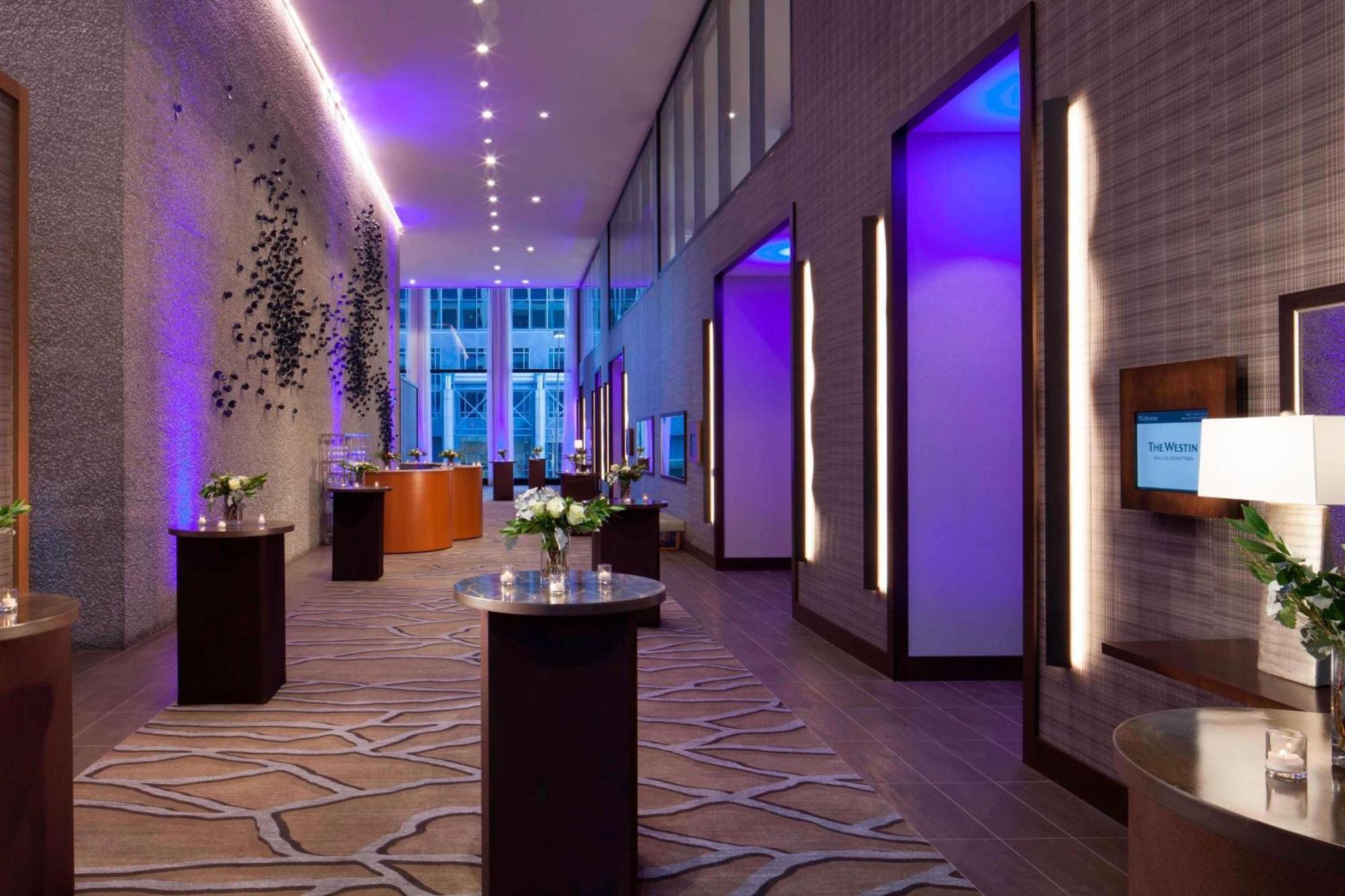 The Westin Dallas Downtown Екстер'єр фото